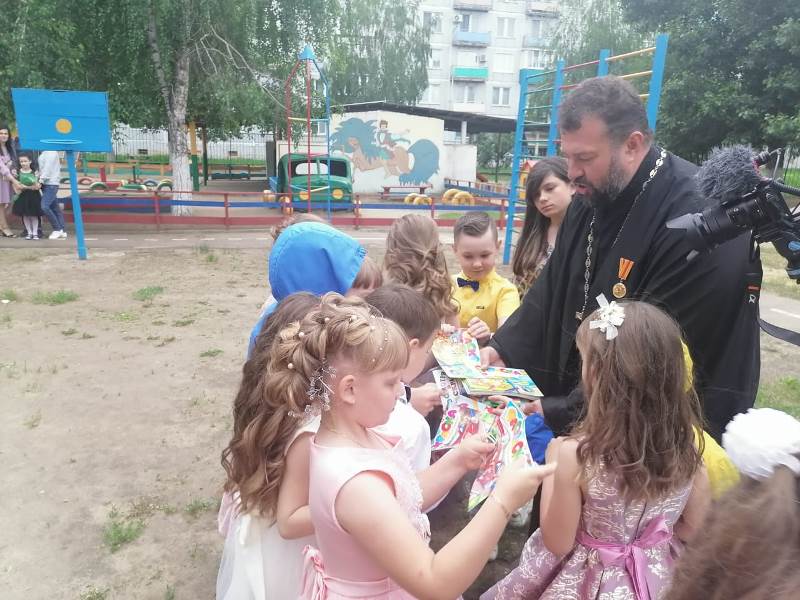 7d3a084e-69da-4de6-b0a6-074c952164cb