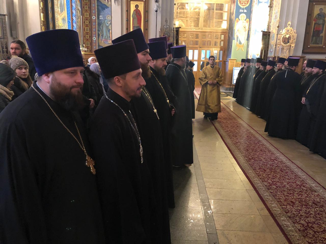 photo-2018-12-06-08-35-09